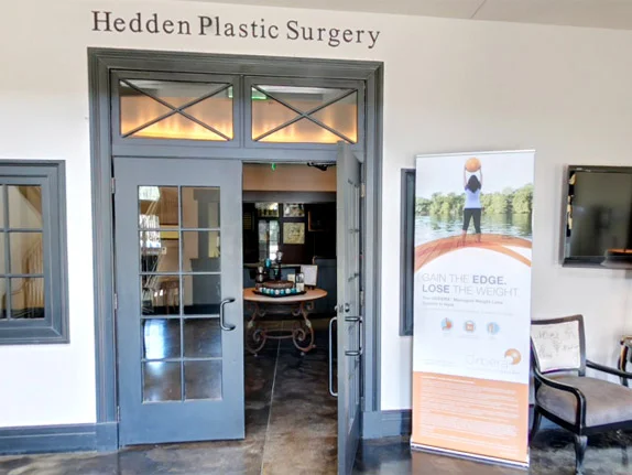 Hedden and Gunn Plastic Surgery entrance
